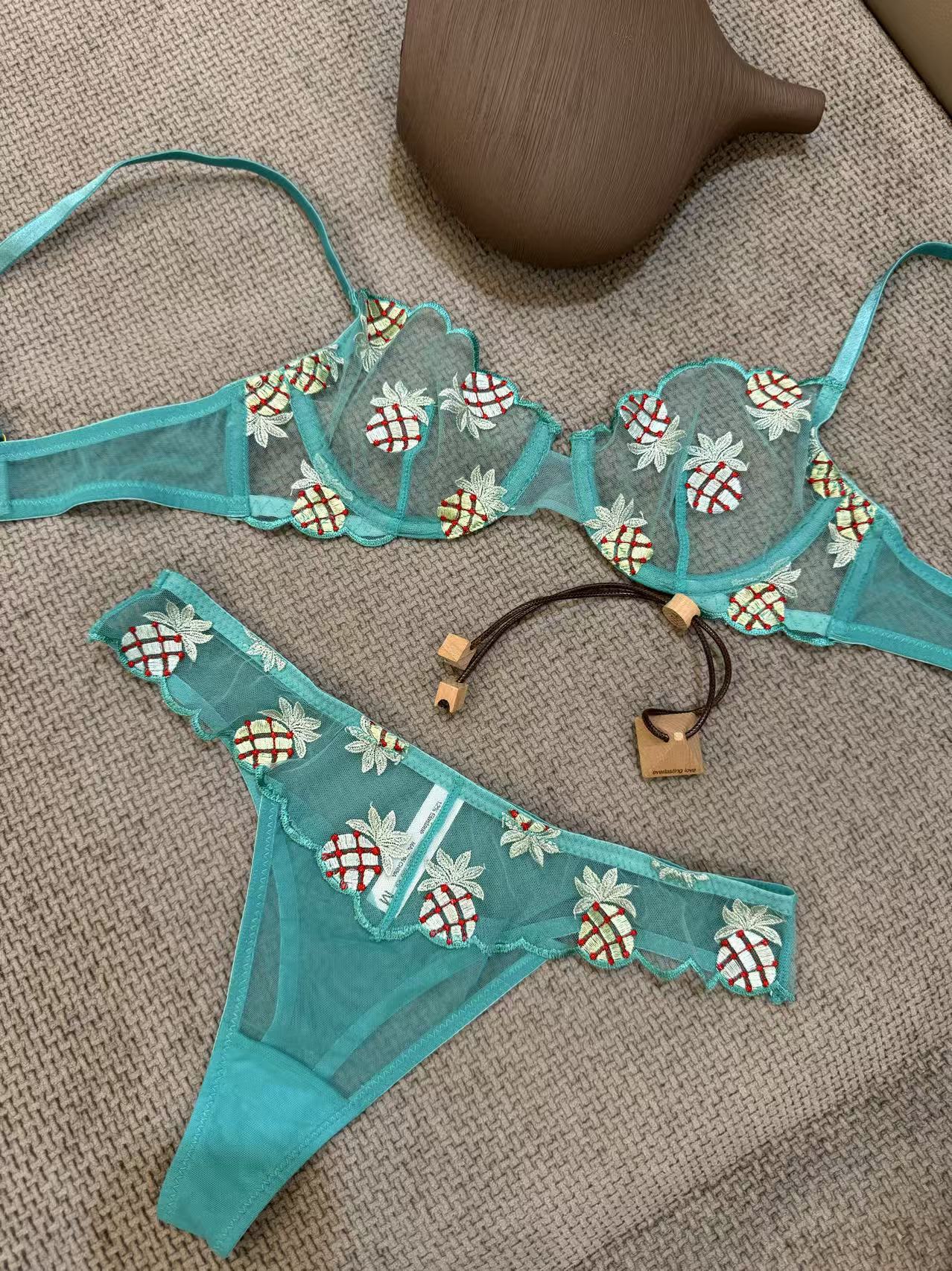 Blush Flow – Embroidered Lift Bra Set [8619]