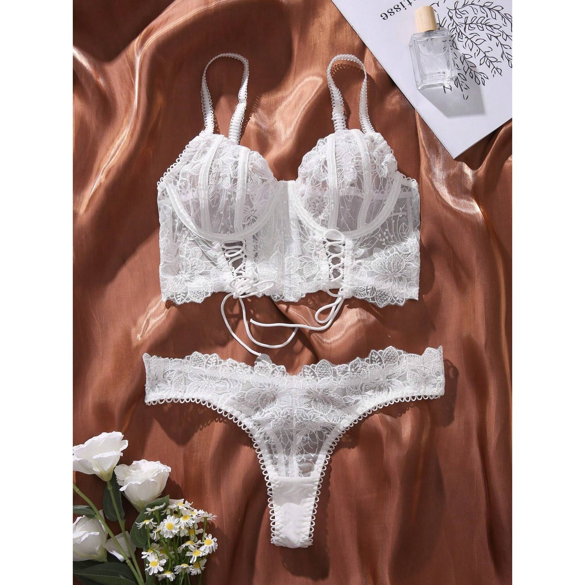 White Bloom – Embroidered Corset Set [F8818]