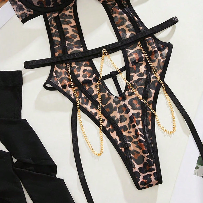 Leopard Charm – Wild Print Bodysuit with Accessories Set [A6553]