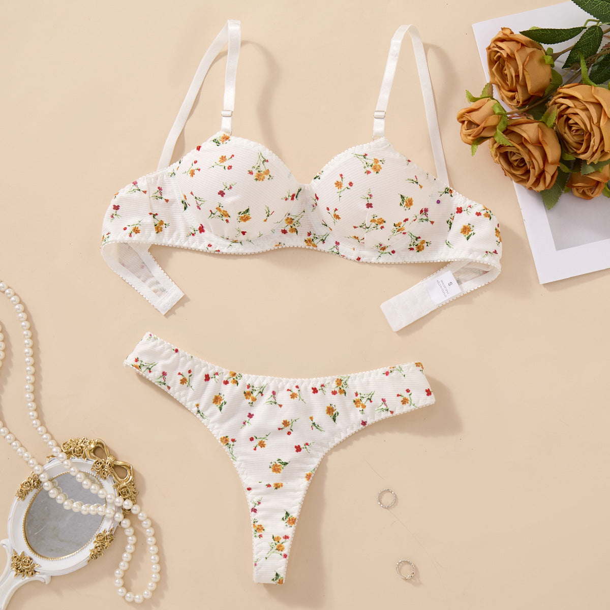Blanc Jardin – Knitted Floral Bra & Thong Set [3621]